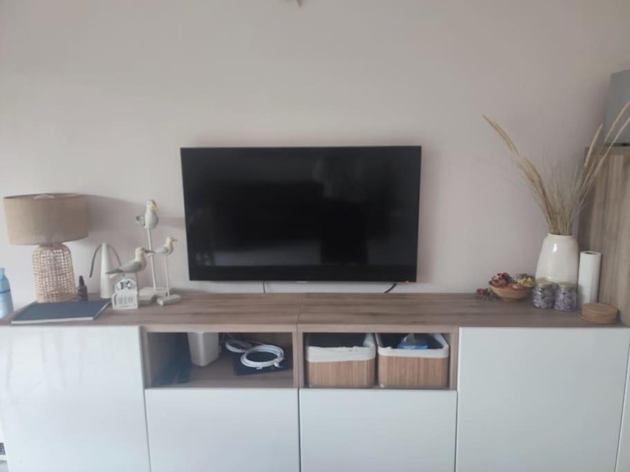 4-Persoons Appartement Met Een Mooi Uitzicht De Panne Exterior photo