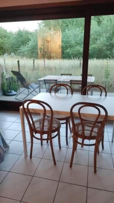 4-Persoons Appartement Met Een Mooi Uitzicht De Panne Exterior photo