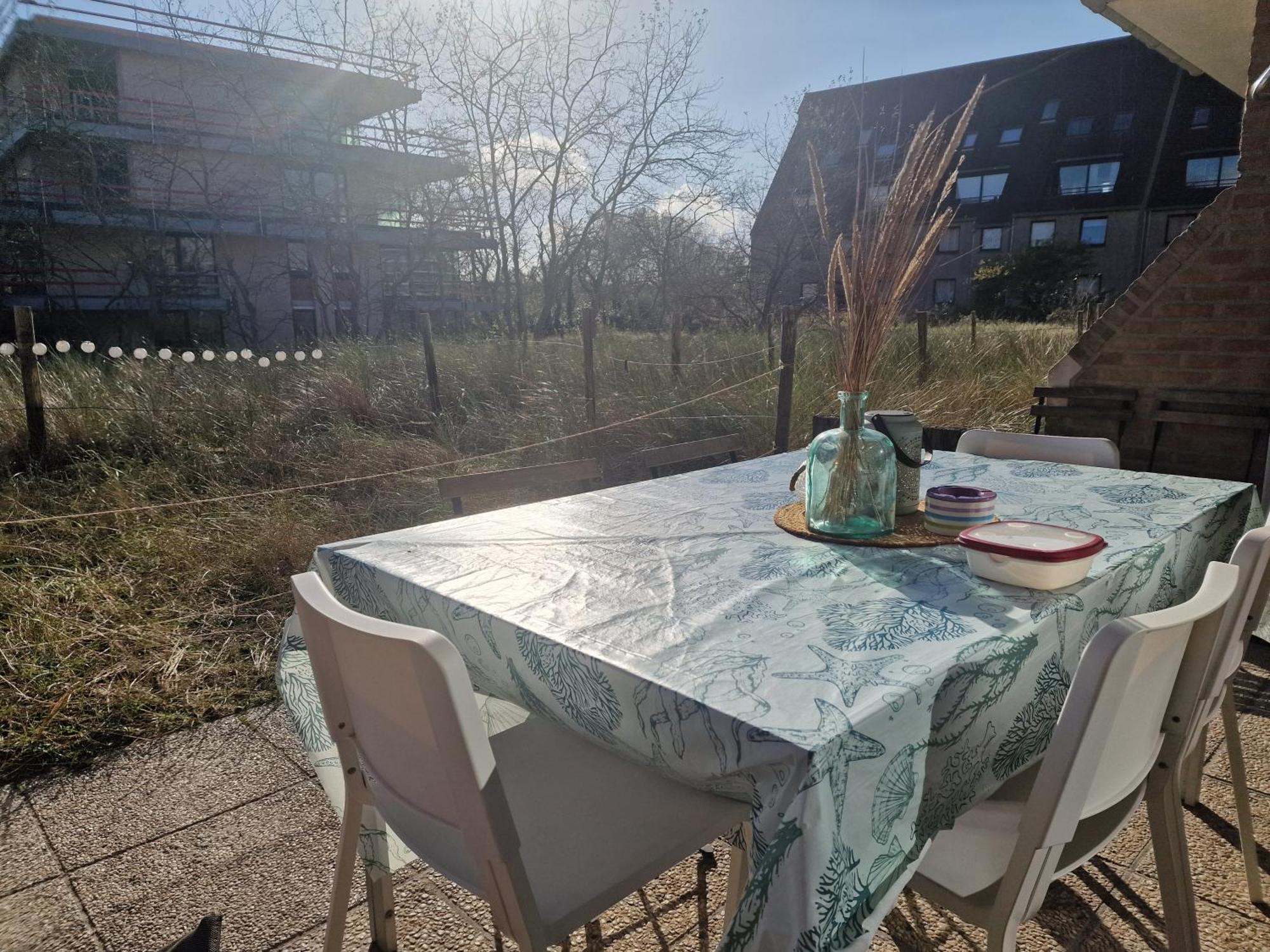 4-Persoons Appartement Met Een Mooi Uitzicht De Panne Exterior photo